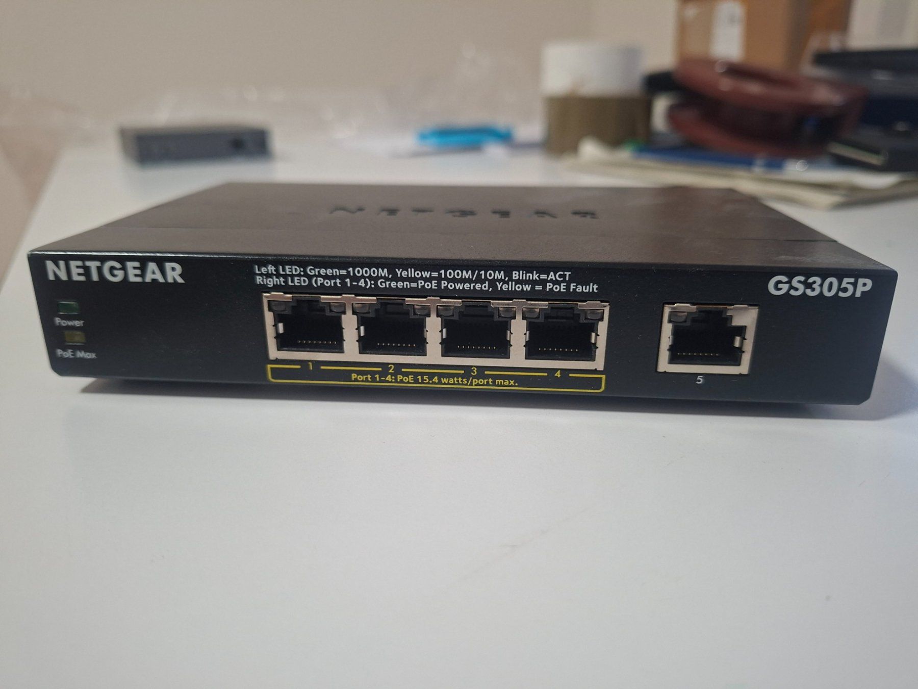 Netgear Hubs & Switches: Netgear GS305Pv3 – D'occasion à Uetikon am See par boxtoni