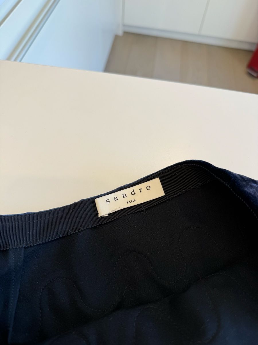 Sandro Röcke: Mini jupe Sandro bleu marine velours brodée taille - 2 – Neu (gemäss Beschreibung) aus Genève von iry_67wr 2