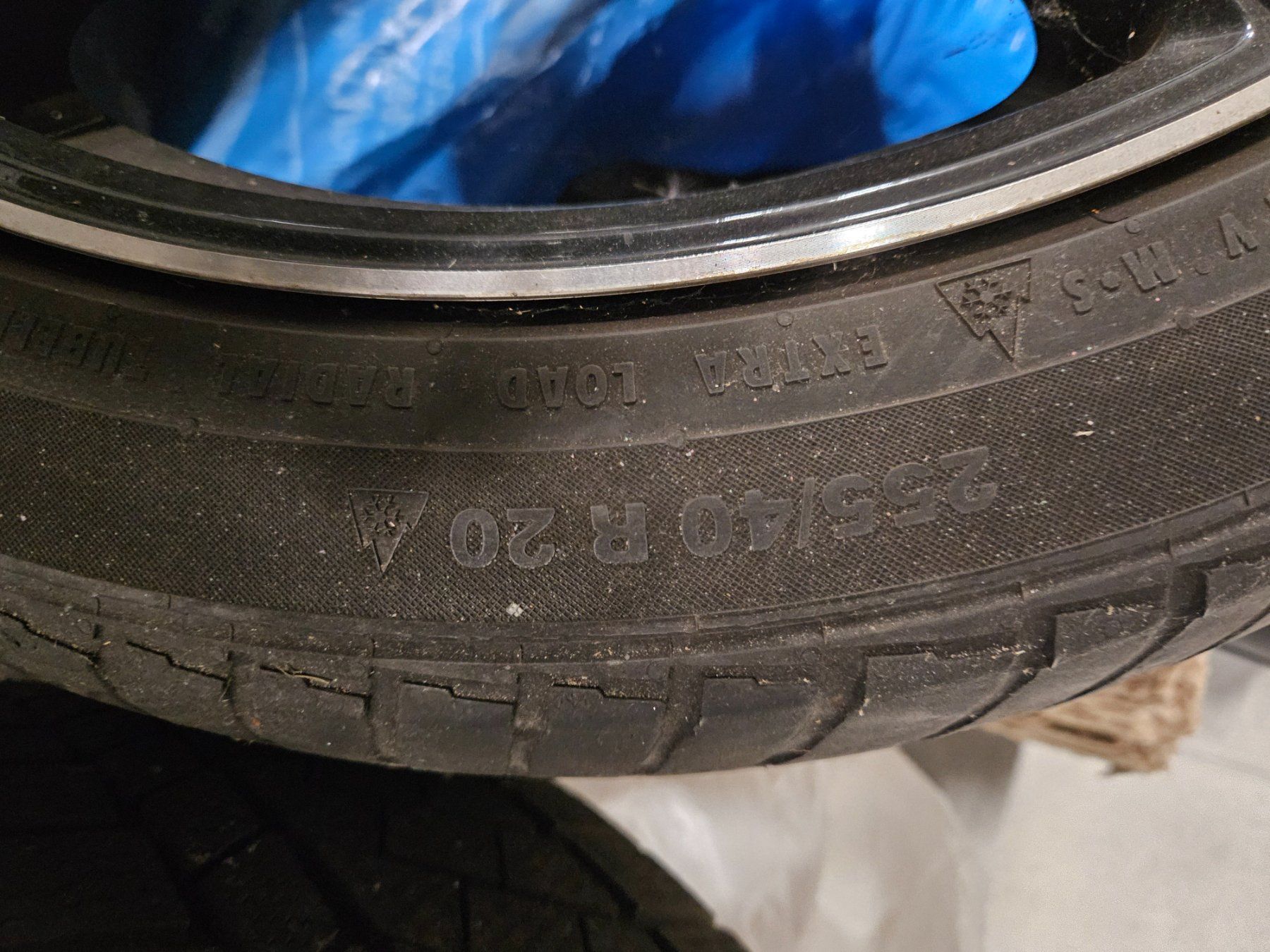 Mercedes-Benz Jantes: Lot 4 jantes 20" avec TPMS – D'occasion à Givisiez par ner_8hxz 4