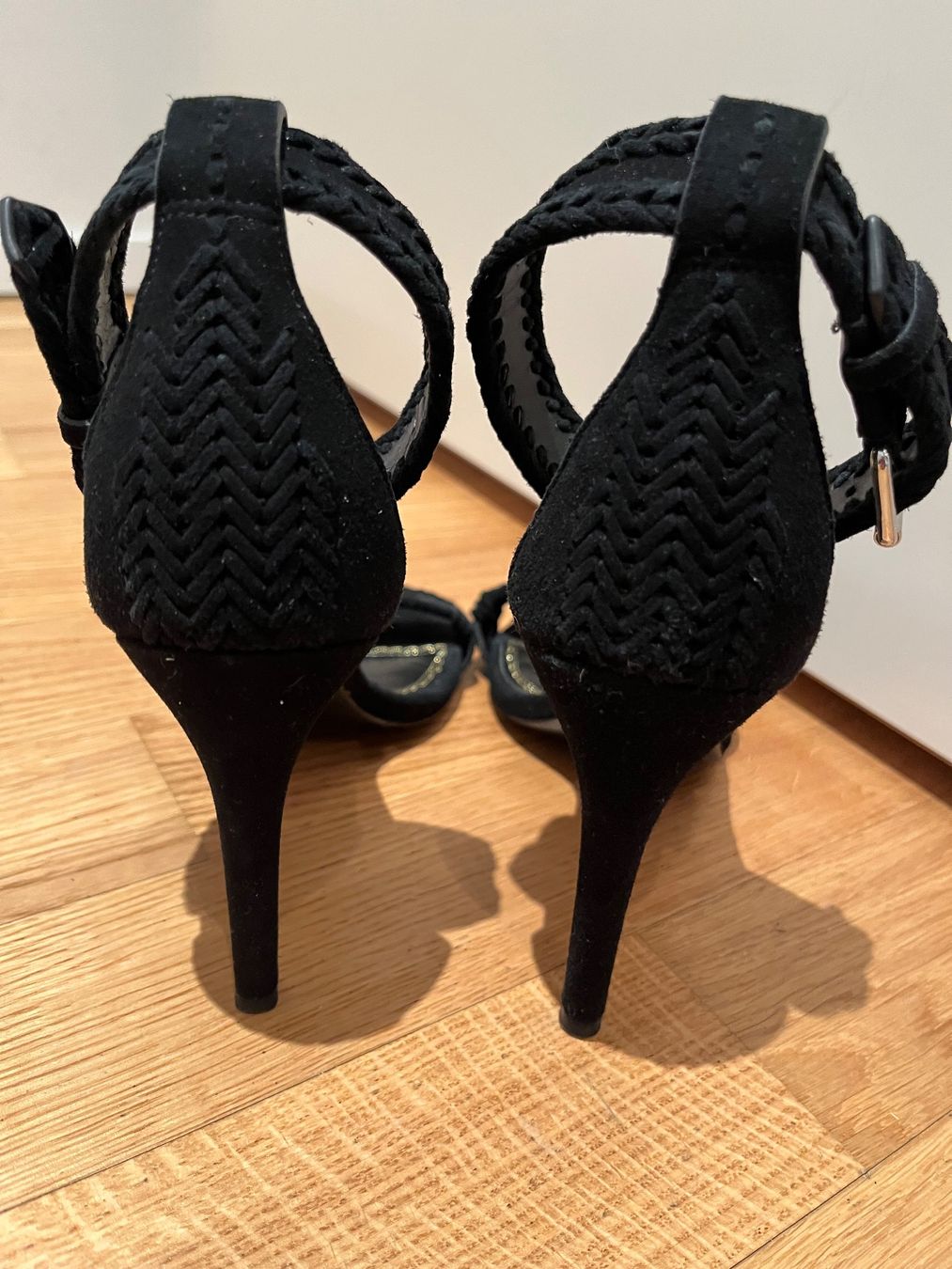 Maje Scarpe da donna: Sandalen von Maje, Grösse 36 – Usato da Baar venduto da sim_5d6l 1