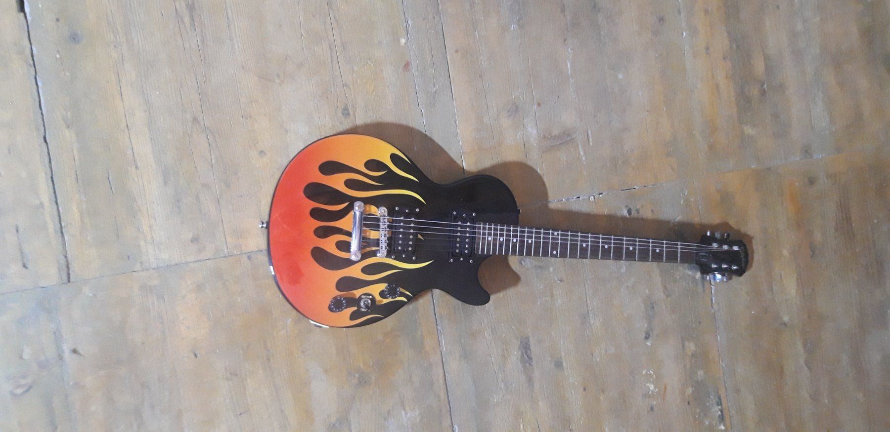 Epiphone Strumenti musicali: Gitarre Gibson Speical Model Epiphone – Usato da Thun venduto da Sternschnuppe7 1