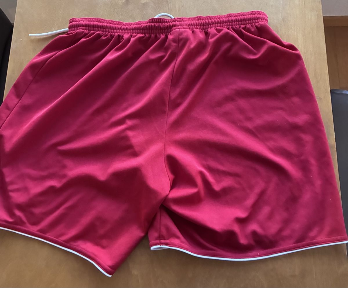 Adidas Pantaloni: Adidas Fussballhose – Usato da Baden venduto da Goldbaum 1