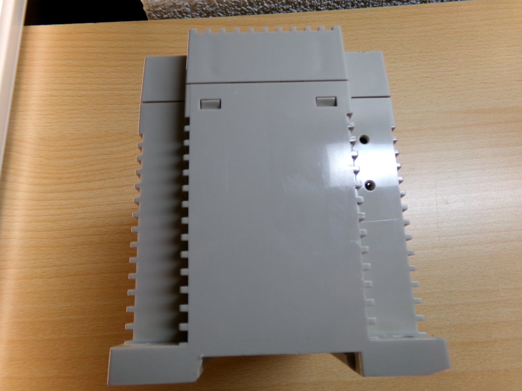 Omron Componenti elettronici: Spannungsversorgung 24V 4,2A Omron – Usato da Hombrechtikon venduto da Maloev17 4