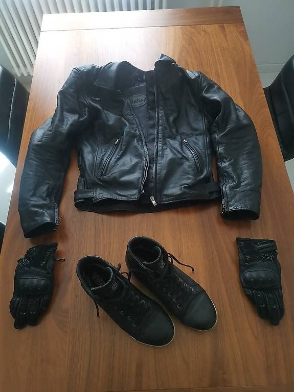 Giacche: Motorrad Jacke, Schuhe, Handschuhe – Usato da Oberuzwil venduto da Pr0ton