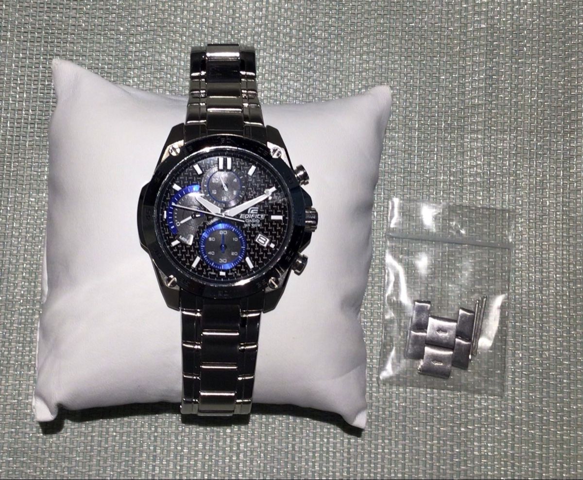 Casio Montres: Casio Edifice Chronograph Herrenuhr mit Box – D'occasion à Oberwil BL par Brichri3001