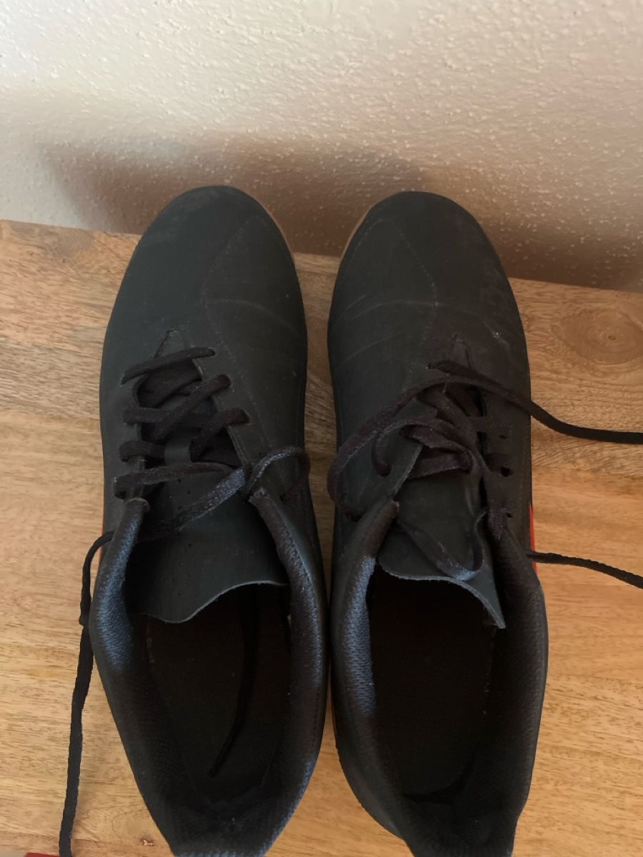 Adidas Chaussures hommes: Adidas Deportivo Hallenschuh – D'occasion à Neunkirch par manmanman123