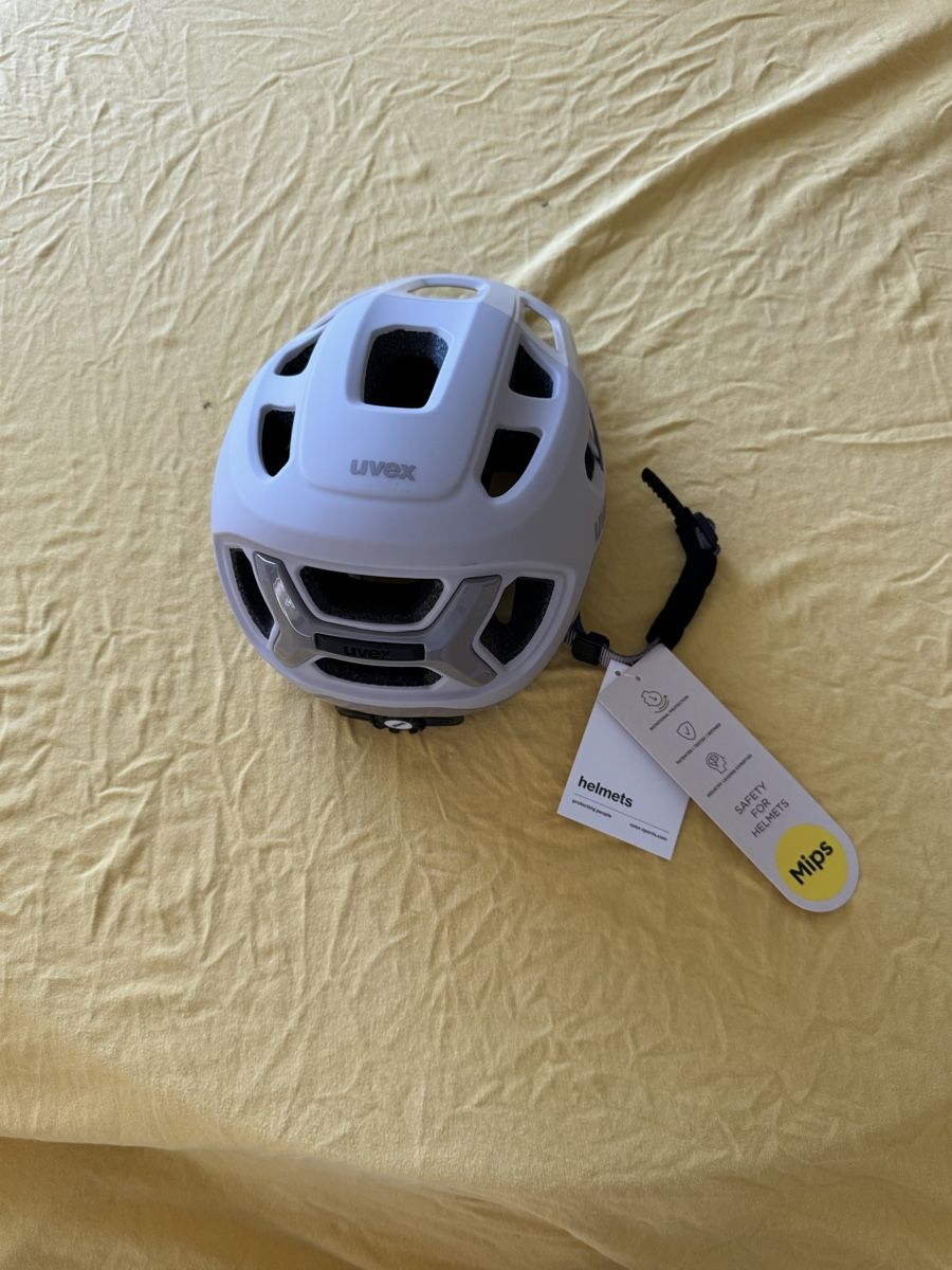 Uvex Caschi: Fahrradhelm UVEX react MIPS – Nuovo e nell'imballaggio originale da Ostermundigen venduto da Gummibaerli63 8