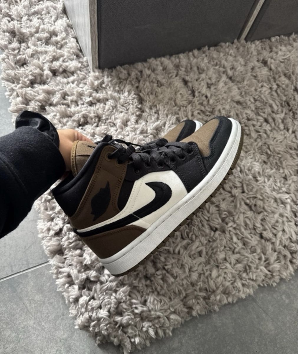 Jordan Scarpe da donna: Jordan Air 1 Mid "Dark Chocolate" 36 – Usato da Estavayer-le-Lac venduto da Iness_oth 2
