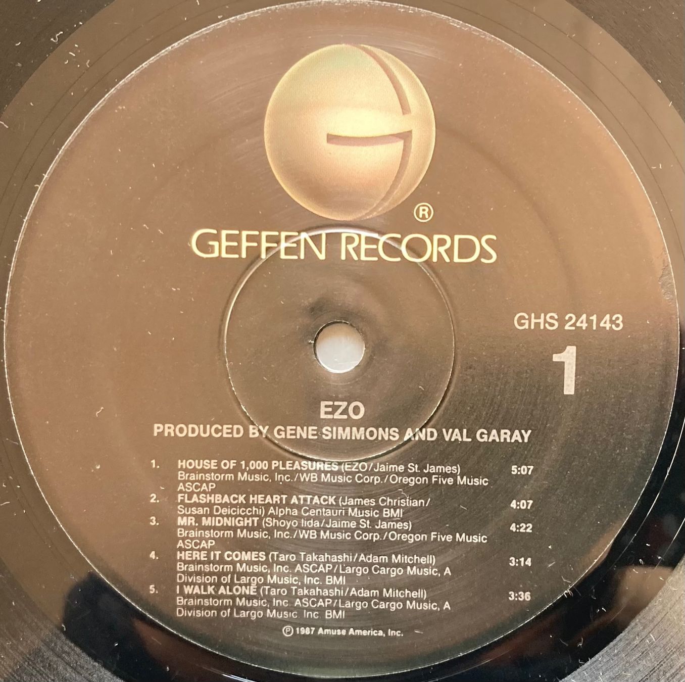 Vinyles: E-Z-O - E-Z-O – D'occasion à Poliez-Pittet par Newtown-Records 3
