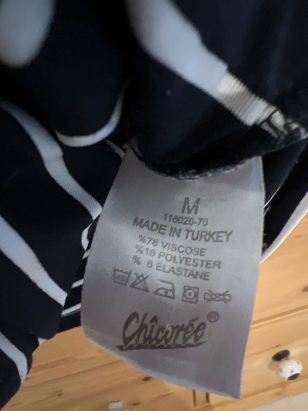 T-shirt: Kurzarm-Shirt figurbetont – Usato da Kirchberg BE venduto da Bergdorf16 3