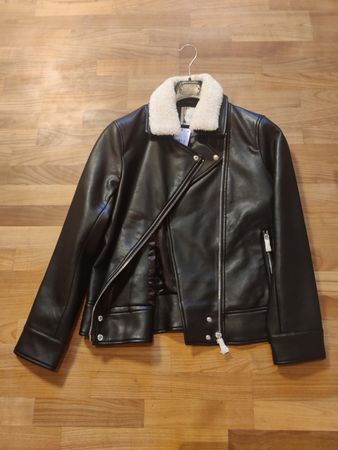 Schöne Jacke von Mango, NEU, Gr. L