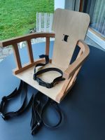 Klein-Kinderschlittensitz Holz mit Gurten guter Zustand