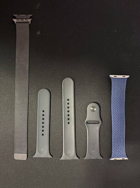 Smartwatch: Apple Watch 6 – D'occasion à Origlio par din_l552