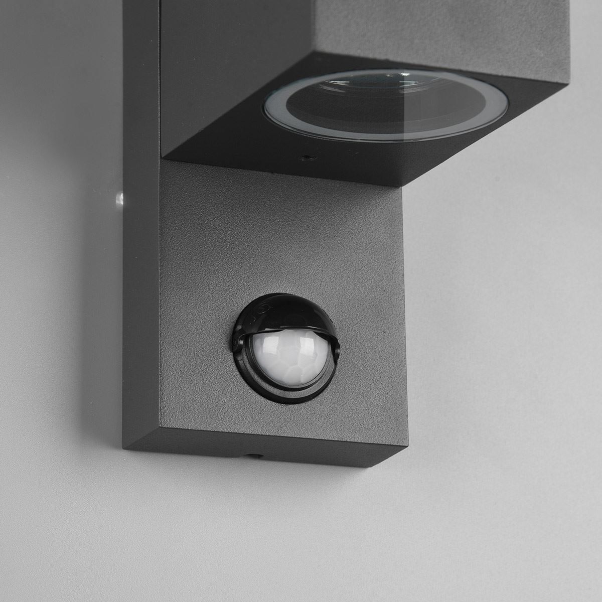 Lampade: Aussen Wandleuchte, Bewegungssensor – Nuovo (secondo la descrizione) da Kreuzlingen venduto da Smart-Light 4