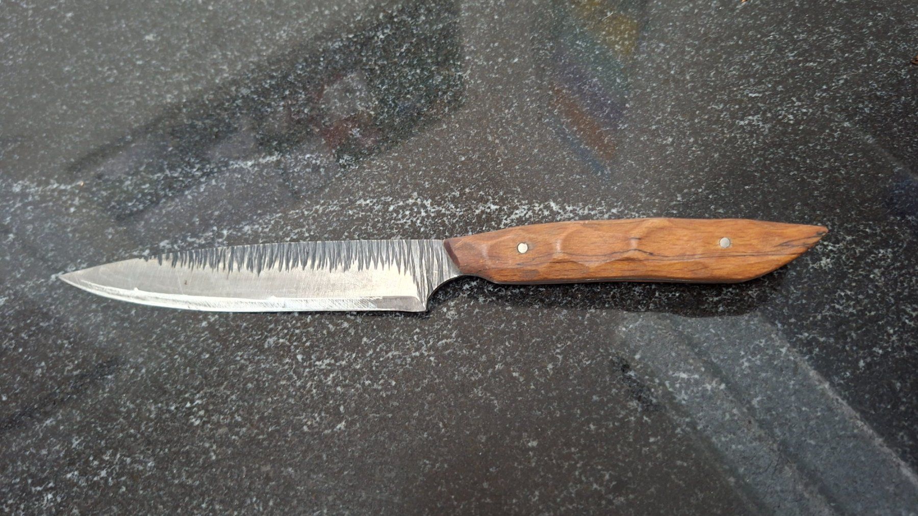 Swiss Küchenmesser: hand geschmiedetes messer. einzelstück – Gebraucht aus igis von Yames 1