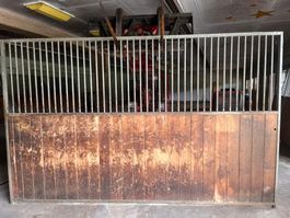 Pferdeboxenwand
