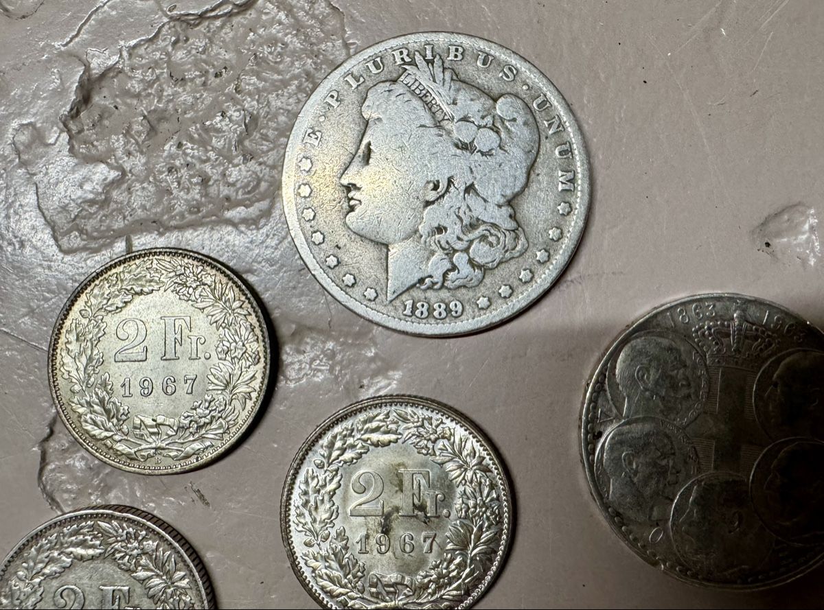 Alle Münzen: Diverse Silbermünzen darunter ein Morgan Dollar 1889 – Gebraucht aus Uetendorf von mida04 2