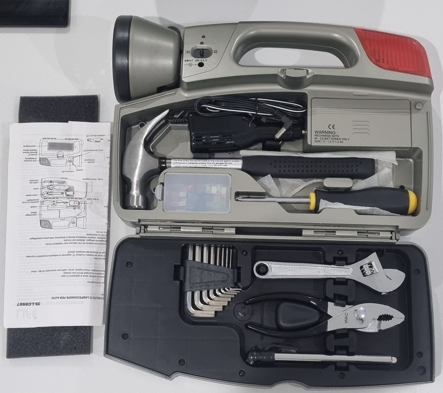 Kit di pronto soccorso: Car Kit new – Nuovo (secondo la descrizione) da Ligornetto venduto da nic_rp2g 1