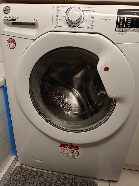 Hoover Waschmaschinen: Waschmaschine Hoover+ Waschküchenmöbel – Gebraucht aus Hombrechtikon von kami667