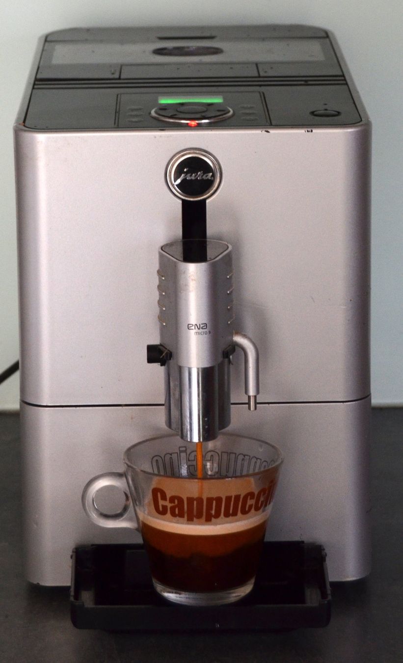 Jura Kaffeemaschinen & Espressomaschinen: Jura ENA Micro 9 Kaffeemaschine / machine à café – Gebraucht aus Collonges von arashee 7