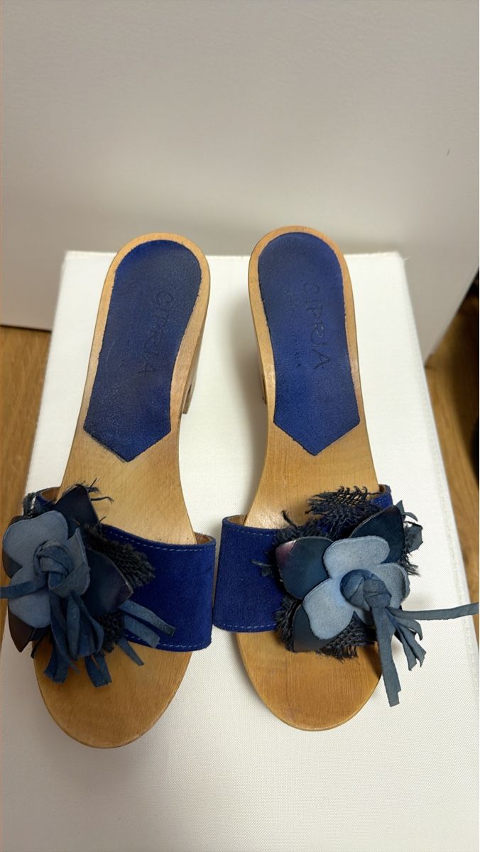 Damenschuhe: Women clogs blue size 38 – Neu (gemäss Beschreibung) aus Oberägeri von eve_w5nl