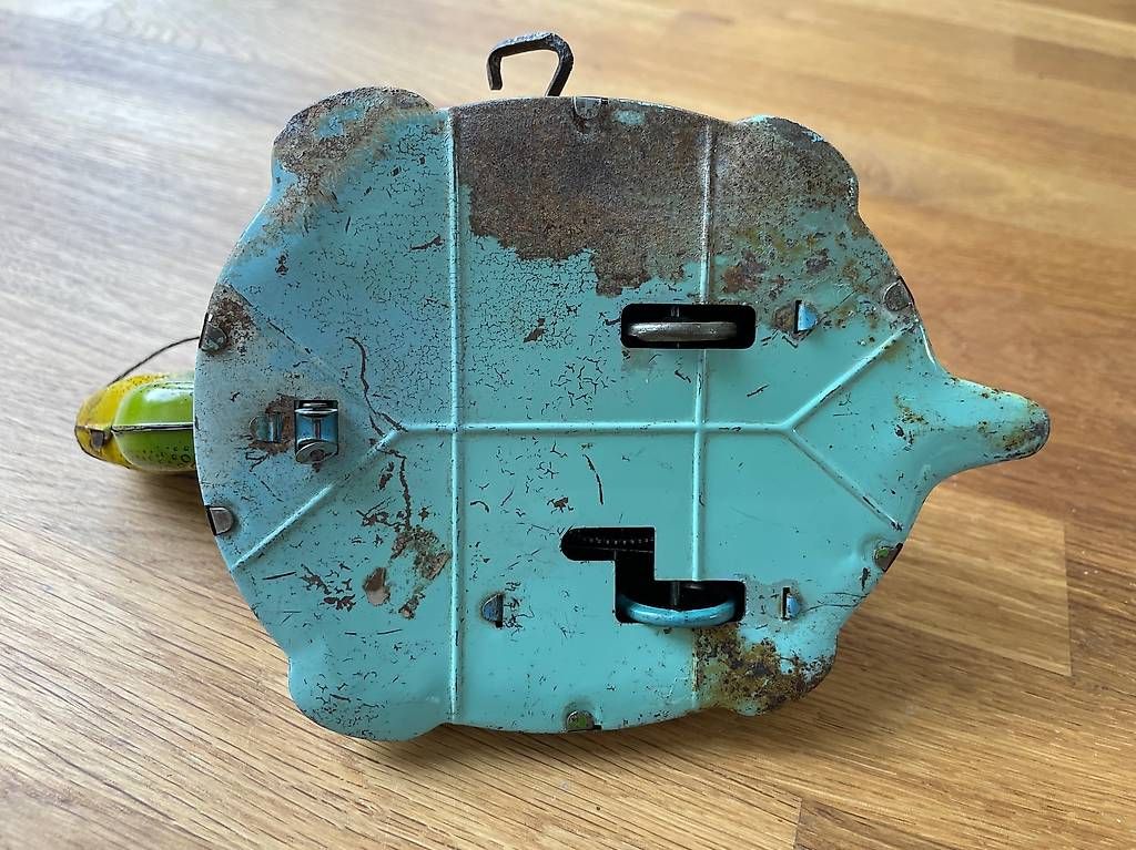 Giocattoli: Blechspielzeug "Junge reitet auf einer Schildkröte – Usato da Worben venduto da Retog777 3