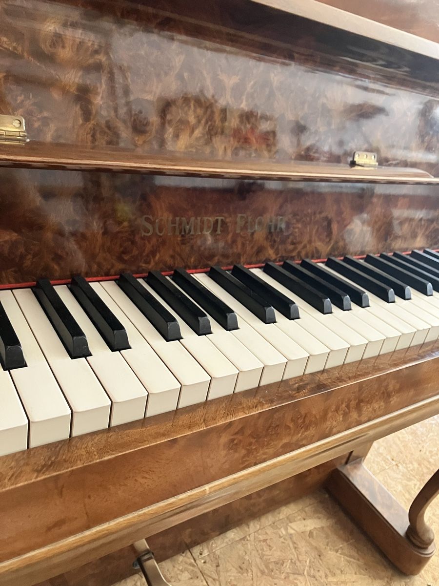 Strumenti musicali: Piano droit occasion – Usato da Colombier NE venduto da Nadinkaa 3