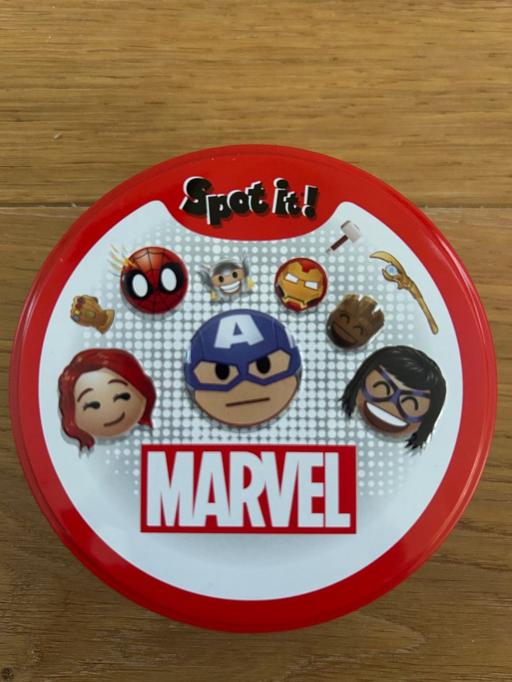 Spiele: Dobble- Spiel "Spot it" MARVEL – Gebraucht aus Grub AR von DukeStatham