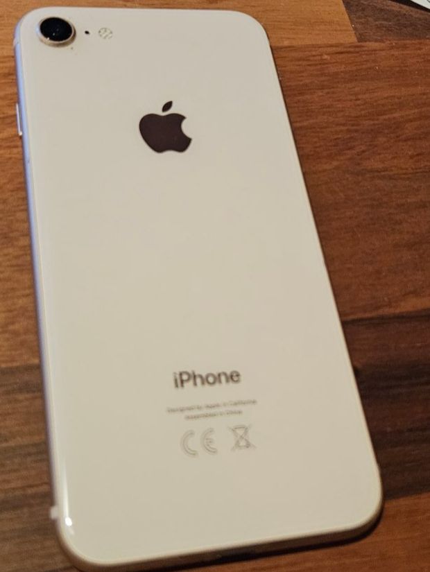 Apple Handys / Smartphones: Iphone 8 256GB Rosegold – Gebraucht aus Bonstetten von Tbearma1 1