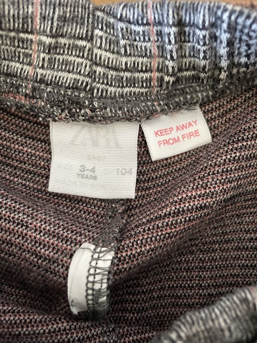Zara Pantaloni: Zara Mädchenhose Gr. 104, Karo – Usato da Oberkirch LU venduto da LoVelo3 2