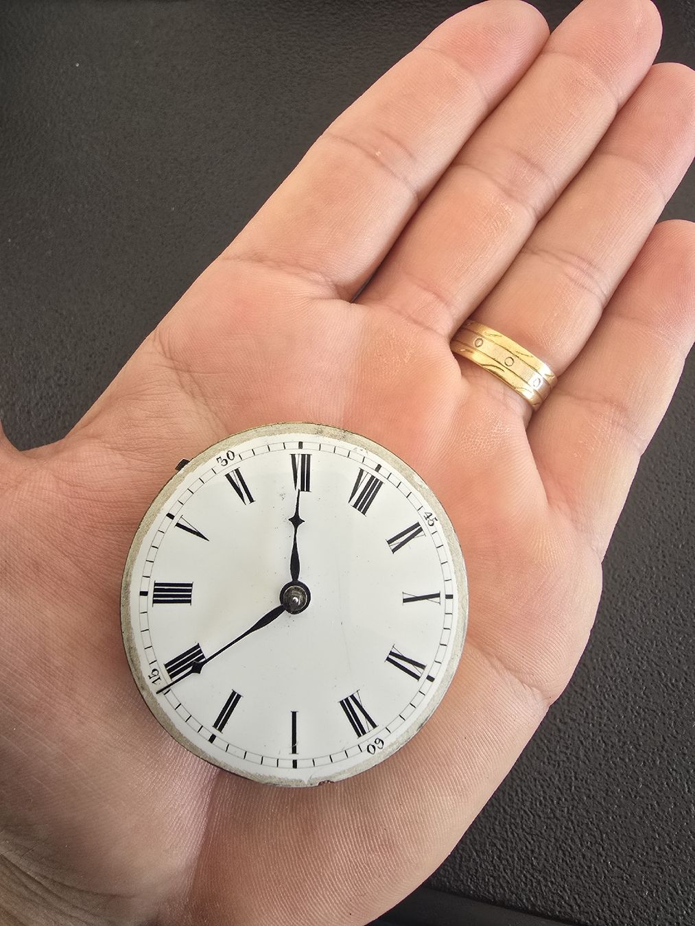 Orologi: Mouvement à coque  – Difettoso da Yverdon-les-Bains venduto da sge_9vfy 3