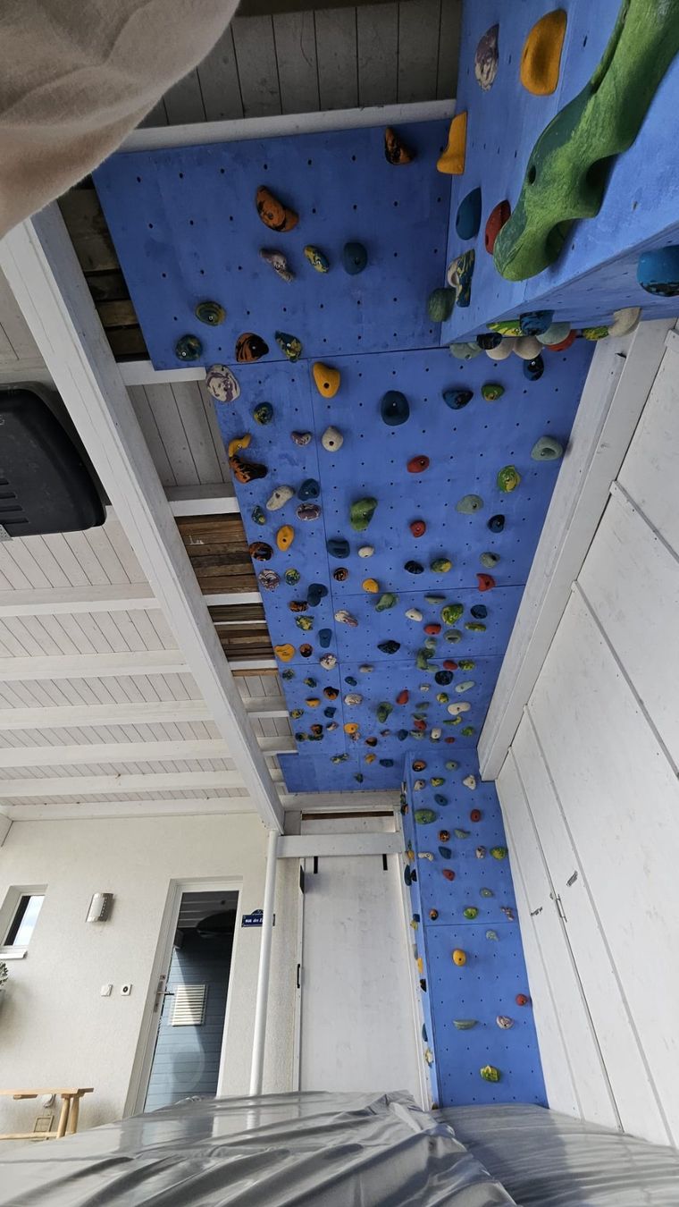 Pareti & prese d'arrampicata: Mur escalade bloc avec prises et matelas – Usato da Alle venduto da jec 1