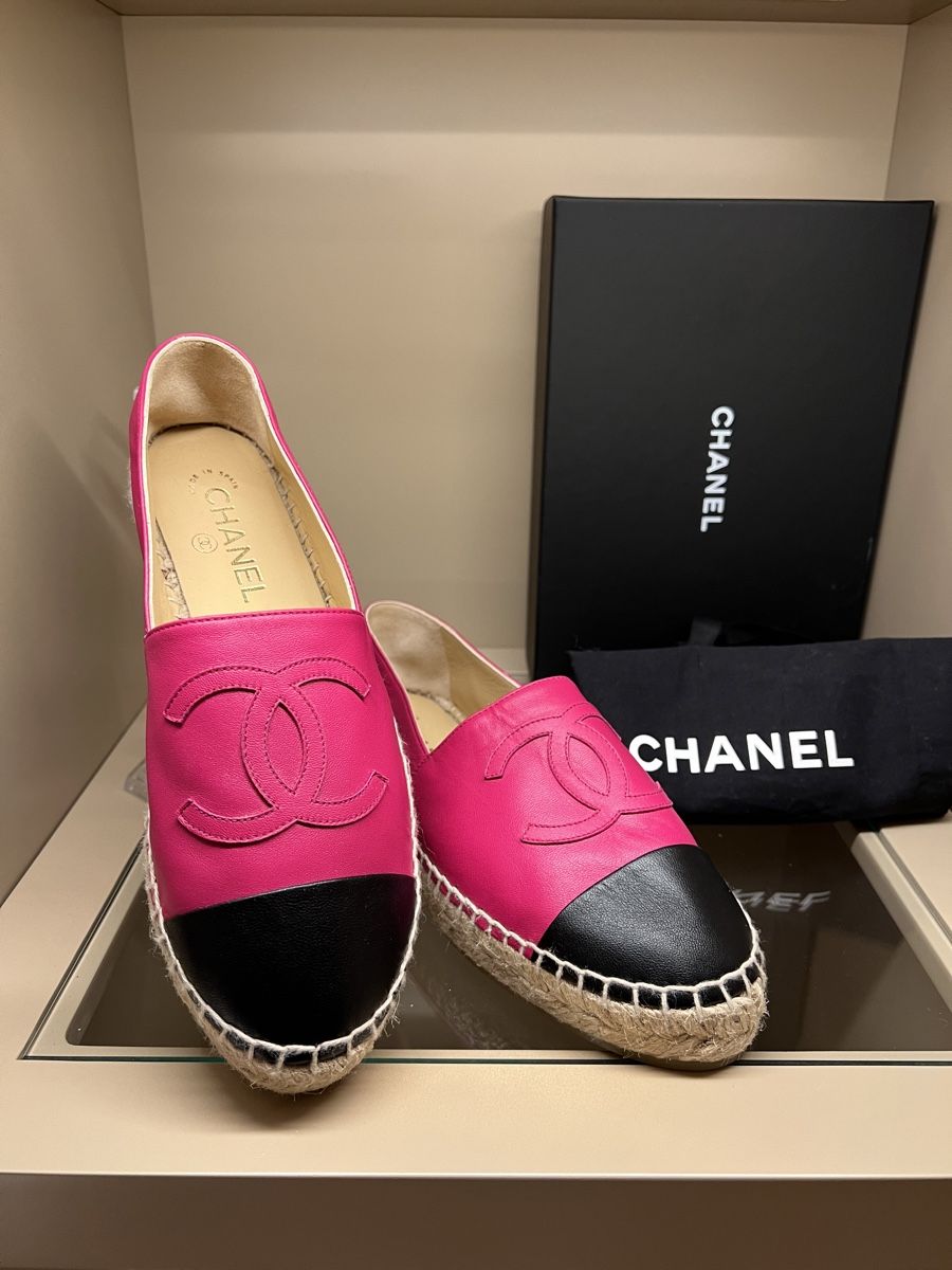 Chanel Scarpe da donna: Chanel Espadrillas – Nuovo e nell'imballaggio originale da Zürich venduto da christina100