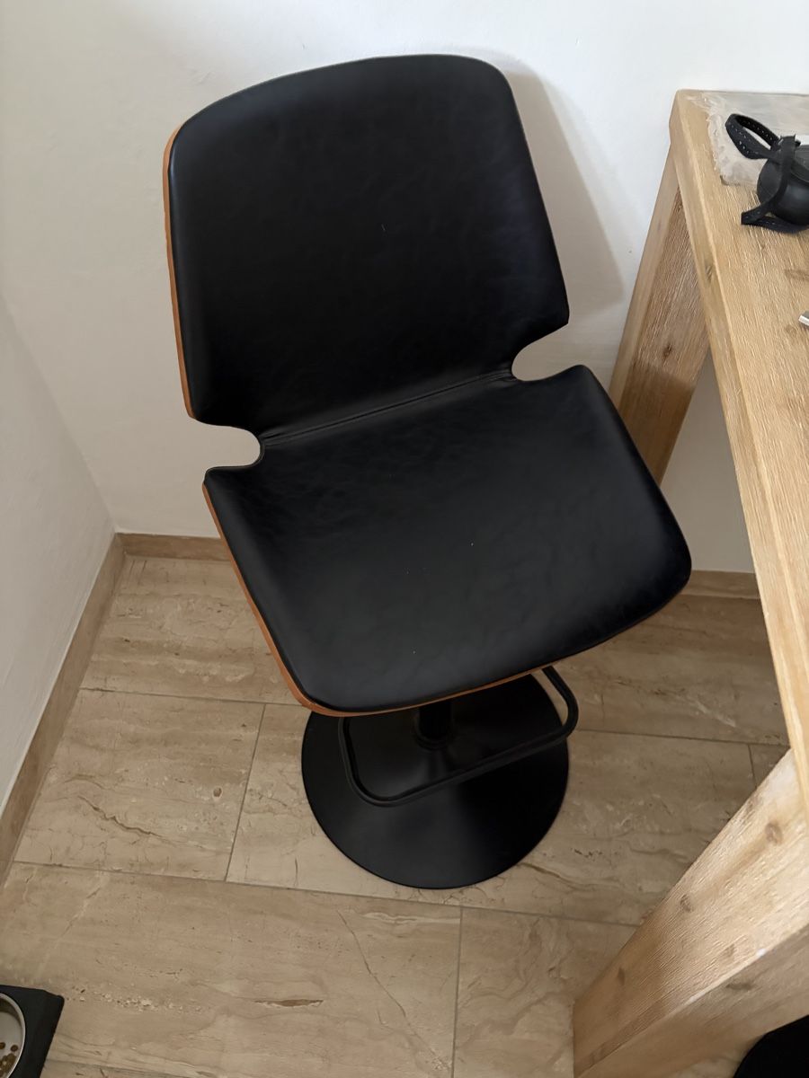 Hocker: 2 Design Bar Stools – Gebraucht aus Regensdorf von WetTowel42 2