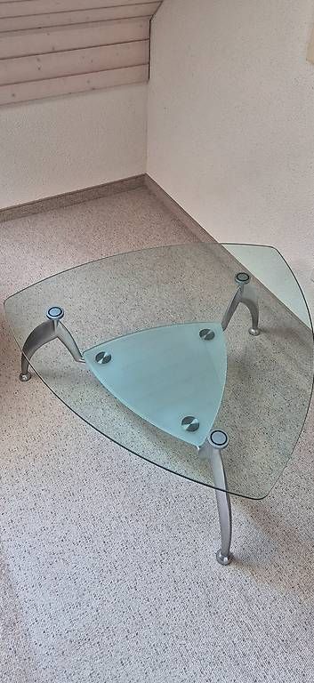 Tische: Salontisch – Gebraucht aus mettmenstetten von choice01