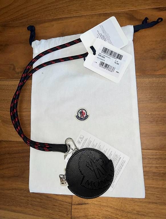 Brieftaschen: Moncler wallet original neu – Gebraucht aus Zumikon von nubyan