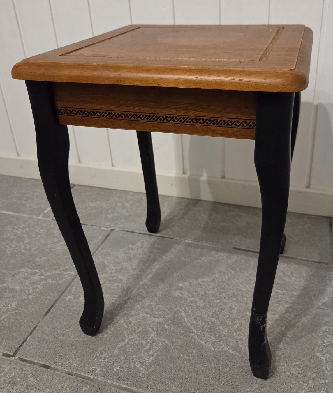Hocker: Hocker, Tabourett, Beistelltischlein – Gebraucht aus Klingnau von Groofty69
