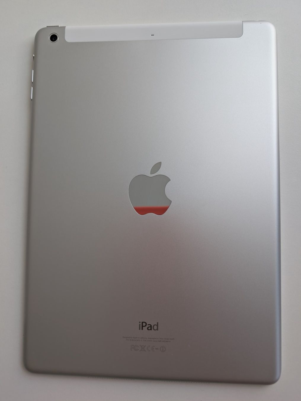 Apple Tablet PC: Apple iPad Air Cellular 128GB weiss silber – Usato da Dübendorf venduto da FIREANDICE_G60 4
