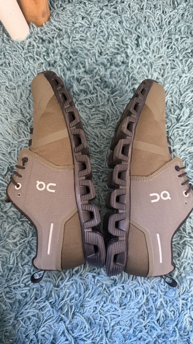On Scarpe da donna: On Cloud Schuhe EU 40  – Usato da Kloten venduto da liu_65tx 3