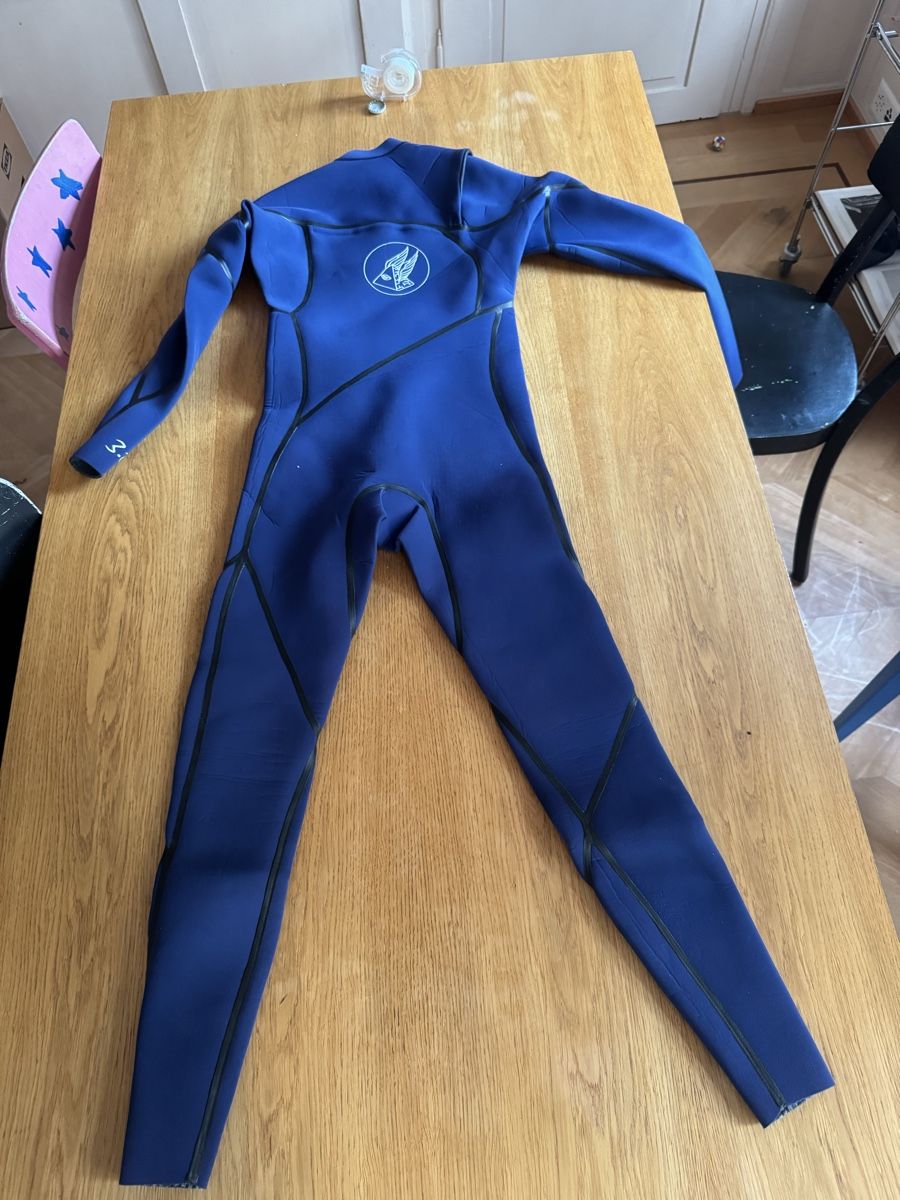 Costumes: Neoprenanzug 3 mm blau Grösse M – D'occasion à Zuerich par Rufab 1
