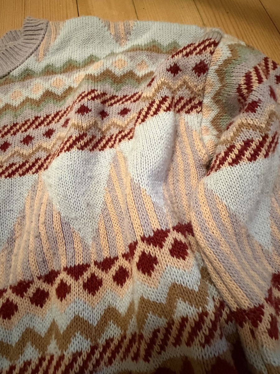 Maglioni & Felpe: Warmer Winter Pullover mit Muster – Usato da Oberägeri venduto da mic_m272 1