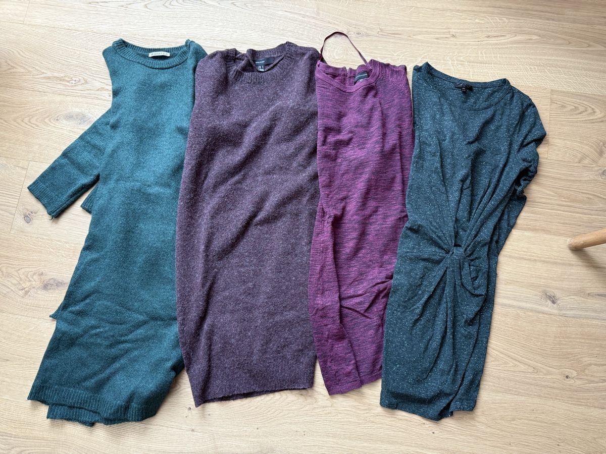 Lots de vêtements: Herbstliche Kleider – Neuf (Voir description) à Niederbuchsiten par lau_yqx7