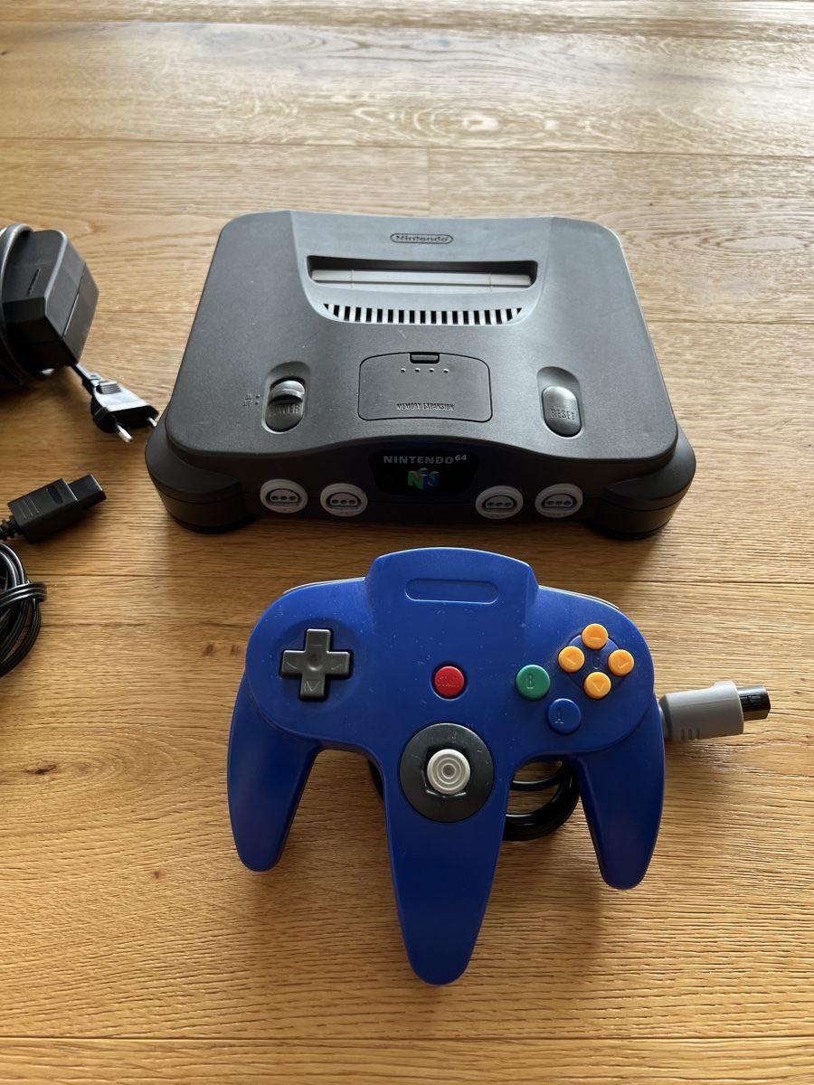 Nintendo Console: Nintendo 64 Konsole + Controller – Usato da Schönenbuch venduto da retrohunter 1