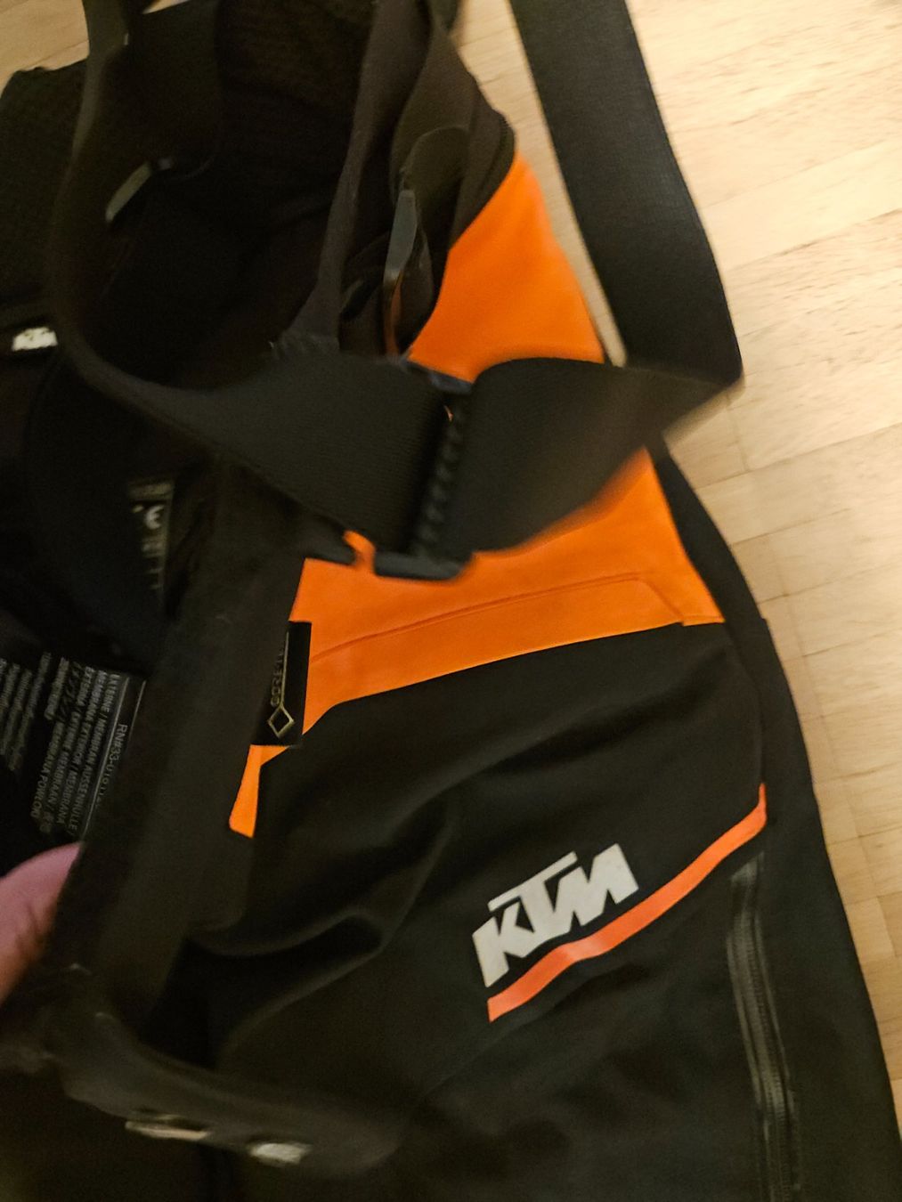 KTM Hosen: KTM Elemental GTX Pants / Tourenhose – Gebraucht aus Utzigen von estrela11 3