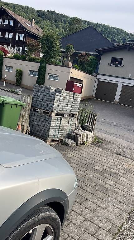 Pierres & tuiles: Sickersteine / Gartensteine – D'occasion à Thun par silibili14 2