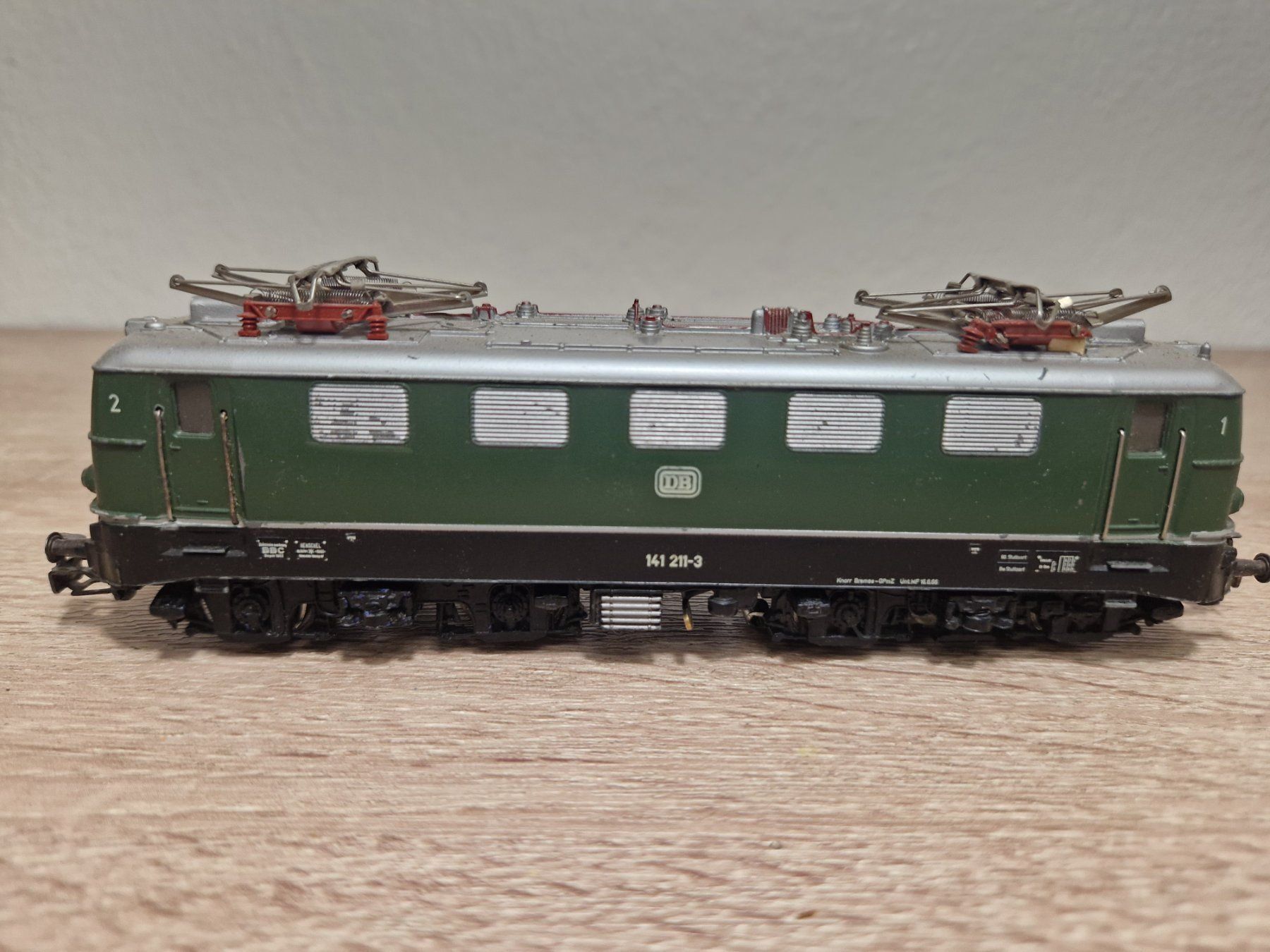 Märklin Modellini di ferrovie: Märklin E-Lok BR 141 DB H0 (P) – Usato da St-Aubin-Sauges venduto da Lo_Go 1
