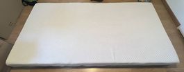 Gratis: Matratze 200 x 100 x 18cm