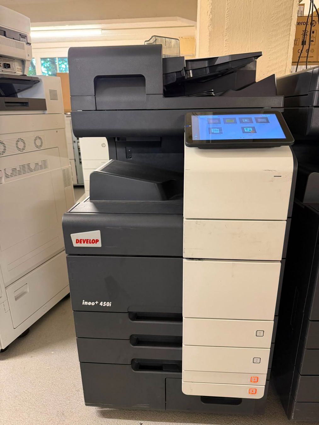 Konica Stampanti: DEVELOP ineo+ 450i | Konica Minolta C450i | A3 Farb-MFP TOP! – Usato da Dottikon venduto da refurbished-IT