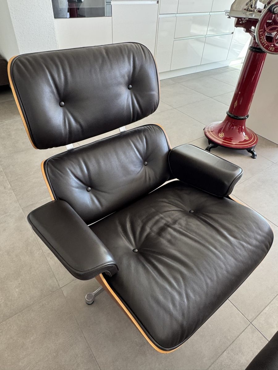 Eames Sessel: Vitra Eames Lounge Chair & Ottoman – Gebraucht aus Gockhausen von Leli02 1