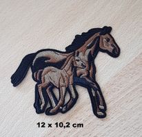 PFERD mit FOHLEN - Aufnäher - Aufbügler - 12x10,2cm